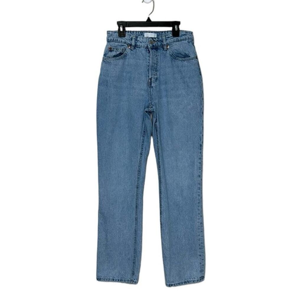 H&M blue light wash button closure straight legs jeans size 6